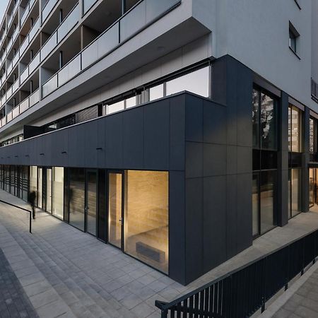 Central Point By Zoom Apartments Bratislava Exterior photo