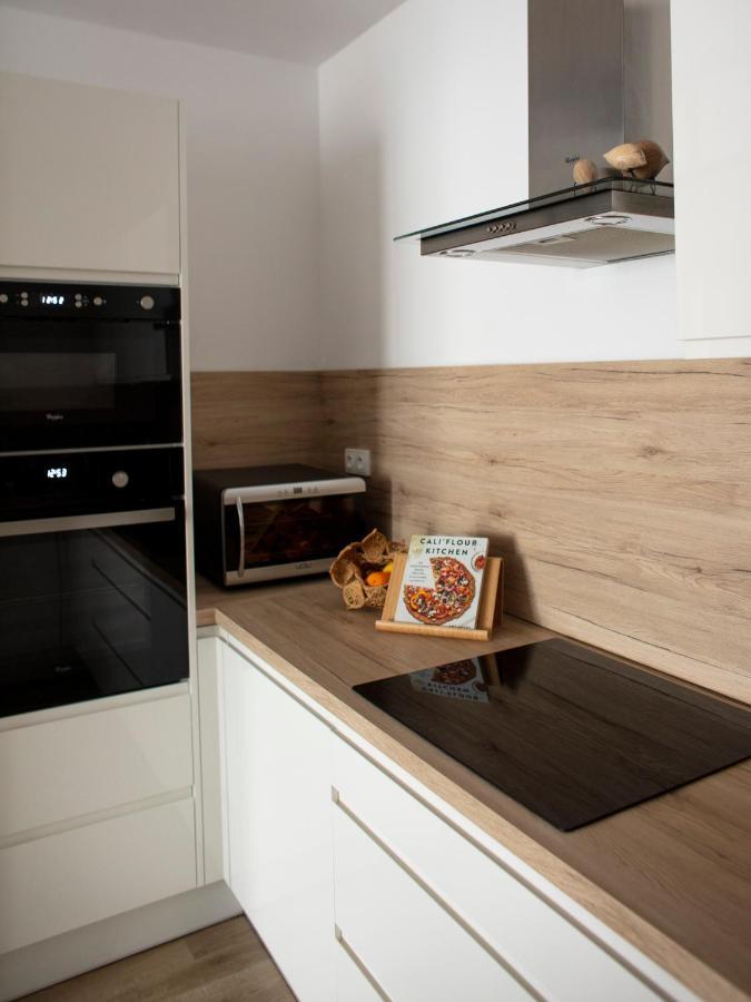 Central Point By Zoom Apartments Bratislava Exterior photo